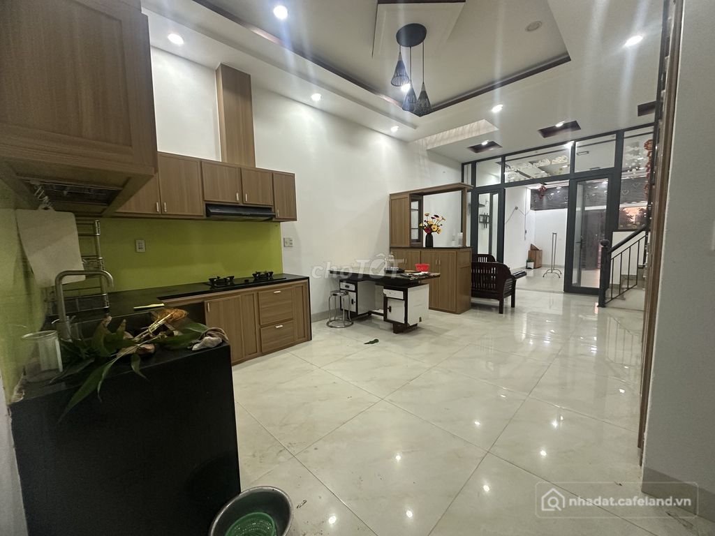 Nhà phố: Cho thuê nhà 3 tầng đường Từ Giấy khu đô thị Nam Hoà Xuân Giá Rẻ