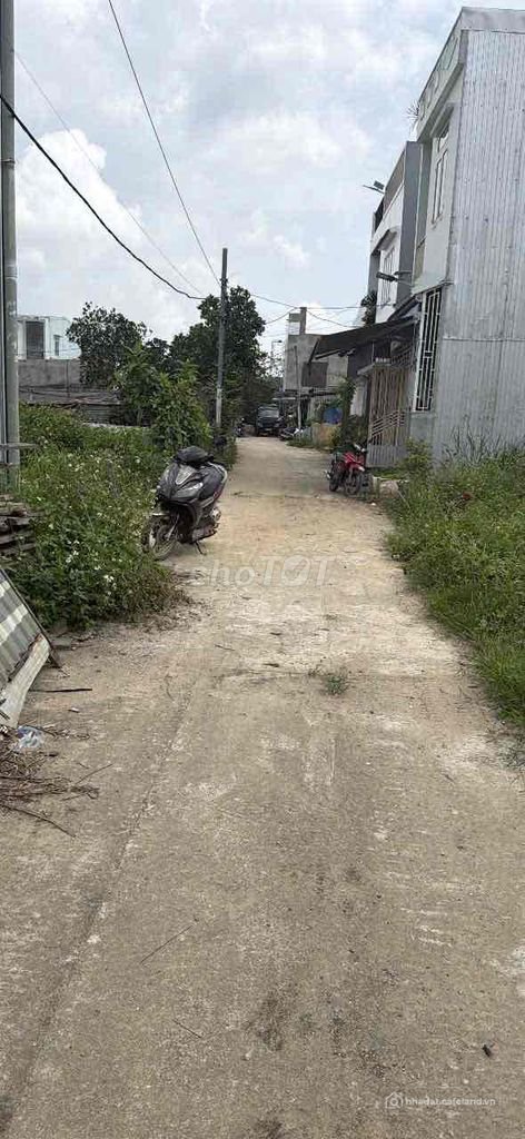 Bán đất thổ cư: chủ cần bán đất kiệt 115// lê đình kỵ , khu đô thị phước lý