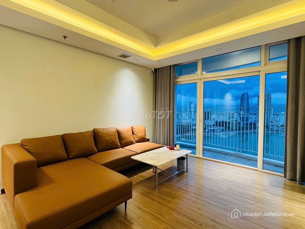 Bán căn hộ chung cư: Bán CH Azura 2PN DT 108m2  View sông Hàn, xem pháo hoa Quốc