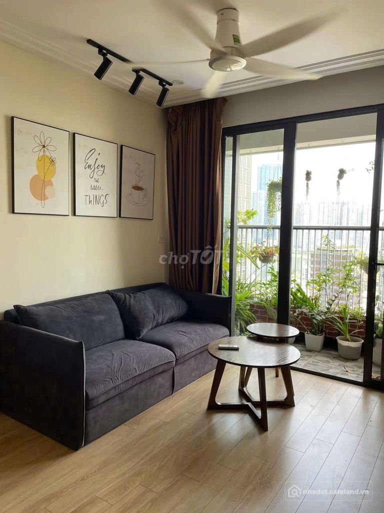 Bán căn hộ chung cư: Cần bán CC The Park Home. 81m. 2N.2VS. Full NT. SĐCC  8.9 T