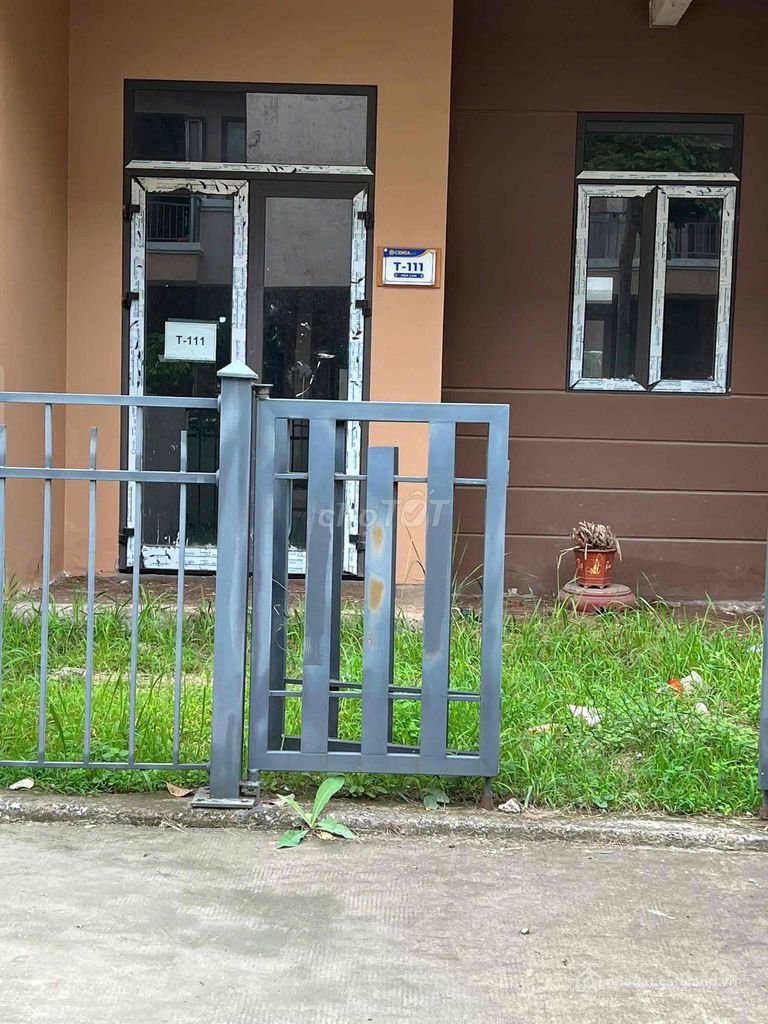 Bán nhà riêng: Nhà 3 tầng 75m2 đất Khu đô thị Centa City chỉ 4 tỷ đồng