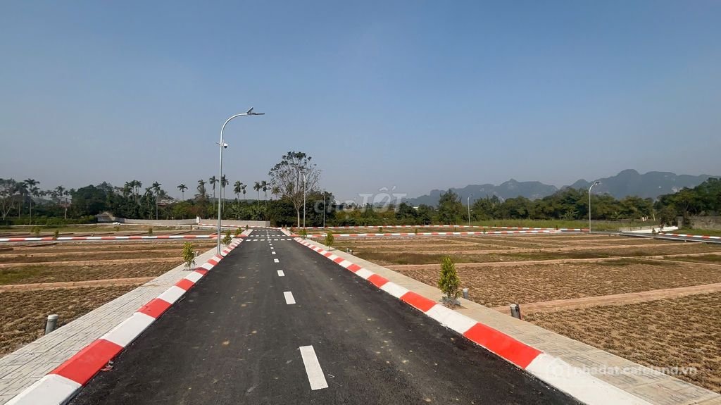 Bán đất thổ cư: LÔ ĐẤT 5XX TRIỆU SÁT DỰ ÁN UTOPIA, 500M RA CCN PHÚ THÀNH