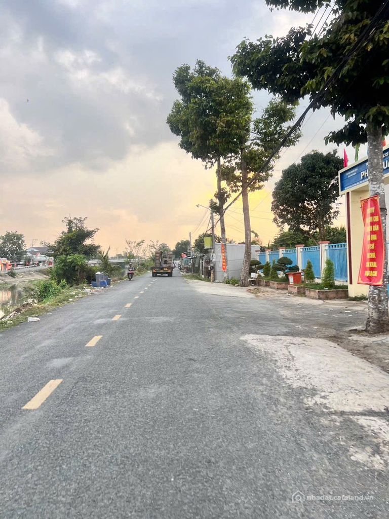 Bán đất thổ cư: Bán nhanh nền gần chợ Phú Thuận, xã Phú Hoà, Thoại Sơn, An Giang