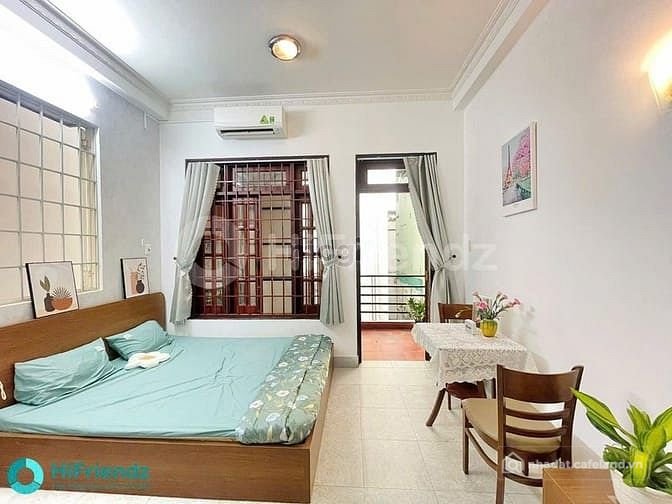 Nhà hàng - Khách sạn: CHDV Studio Phan Xích Long ban công có bếp tách Tự Do ko c