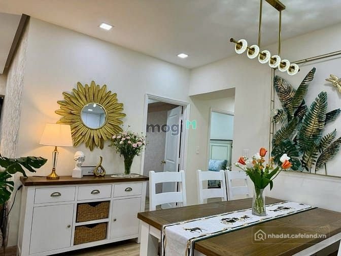 Bán căn hộ chung cư: Bán Garden court2, PMH, dt 137m2 nhà mới