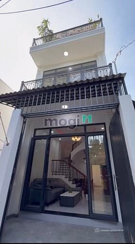 Bán nhà riêng: Siêu Đô thị tương lai Bình Quới P28 BT 52m2 4 x 12 3 Lầu Đúc