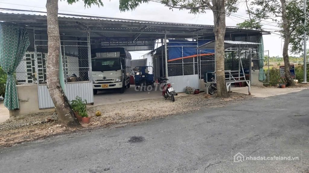 Bán nhà riêng: MẶT TIỀN 15mx30 Ở HOẶC VỰA TRÁI CÂY, KHO, BÃI VỊ THANH-HẬU GIANG