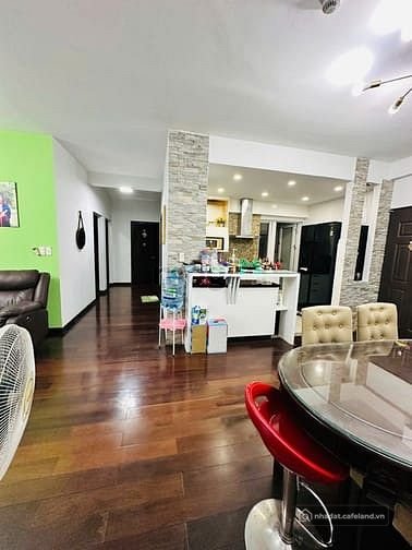 Bán căn hộ chung cư: Bán CHCC Green View, DT 106m2, tk 3PN, 2WC, NTDD, lầu cao, 