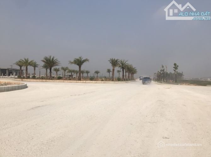 Bán đất thổ cư: Chuyển nhượng 30.000m2 Khu công nghiệp Vsip Hữu Lũng – Lạng Sơn.