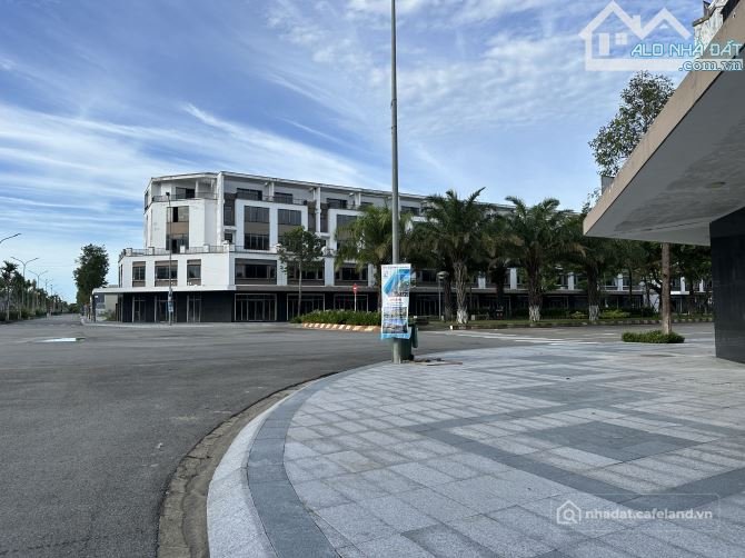 Bán nhà riêng:  SHOPHOUSE 5 TẦNG HUD PHÚ MỸ - GIÁ CHỈ 4.55 TỶ - VỊ TRÍ VÀNG TRU