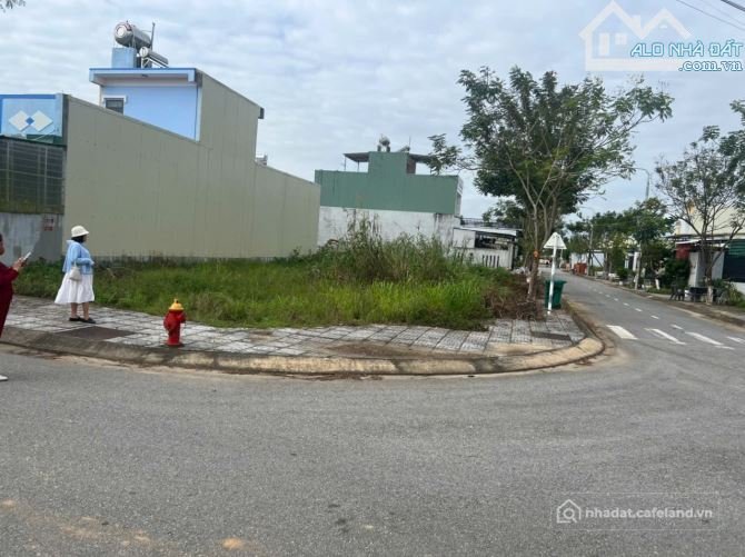 Bán đất thổ cư: Lô góc 2 diện đường khu dân cư đồng Phú Sơn tịnh quảng Ngãi