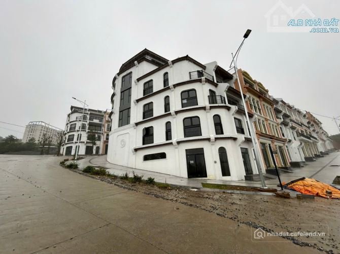 Bán nhà hàng - Khách sạn: 350m vuông lô góc Sapa Heritage 29 tỷ giá đầu tư 3 mặt