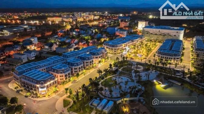 Bán biệt thự: BÁN BIỆT THỰ SONG LẬP DỰ ÁN VINCOM SHOPHOUSE ROYAL PARK, TP. ĐÔNG 