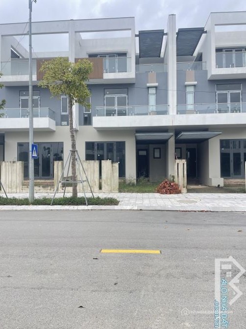 Bán biệt thự: BÁN NHÀ 3 TẦNG BGI TOPAZ DOWNTOWN , Phường An Đông , TP Huế