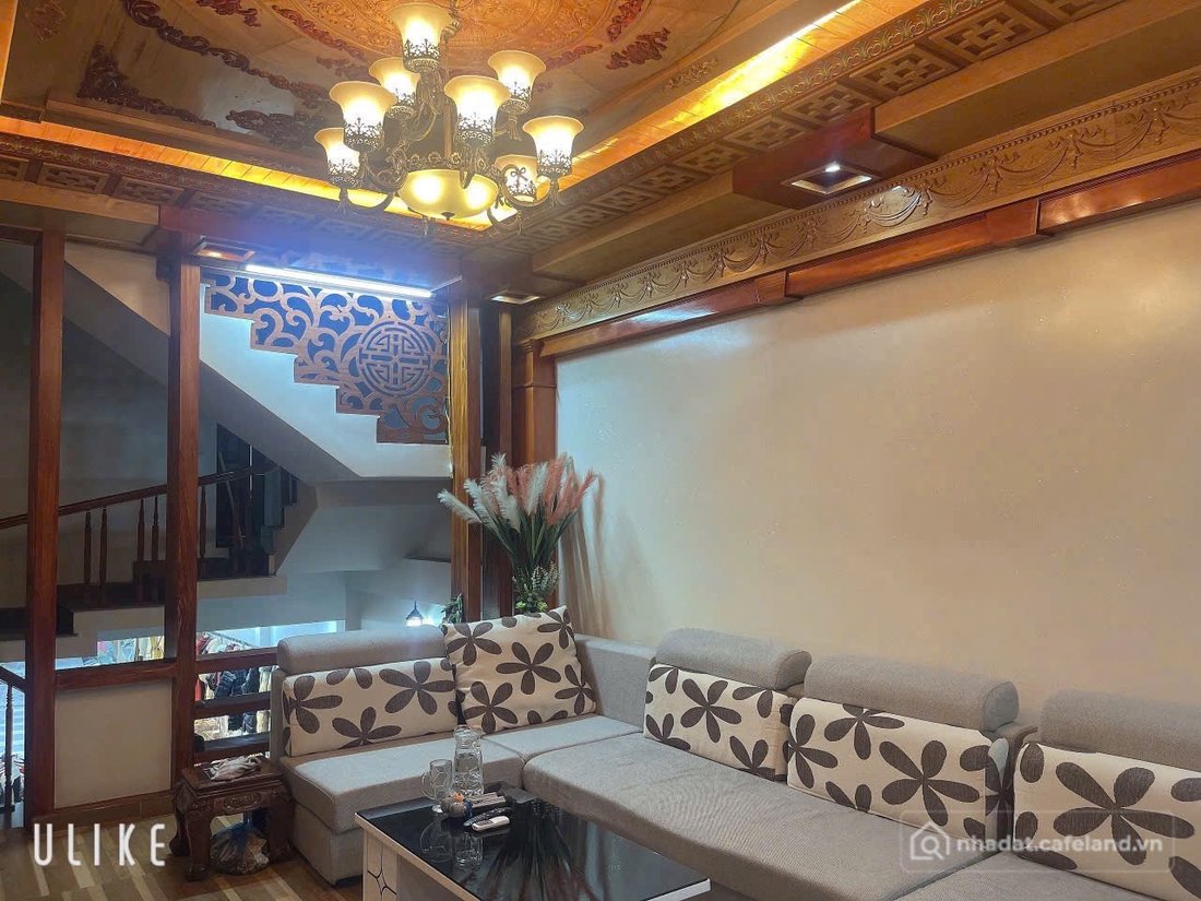 Bán nhà riêng: BÁN NHÀ BA TẦNG ĐƯỜNG LÝ CÔNG UẨN - KIM TÂN Vị trí đẹp nhất phố