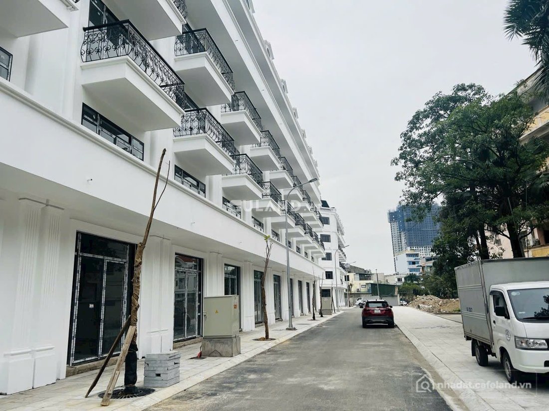 Bán nhà riêng: BÁN NHÀ LIỀN KỀ GOLD CITY CAO XANH,HẠ LONG