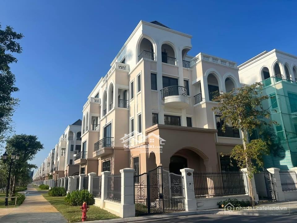 Bán nhà riêng: Cắt Lỗ Biệt Thự đơn Lập Mặt Sông Phân Khu Cọ Xanh-hải âu.diện Tíc