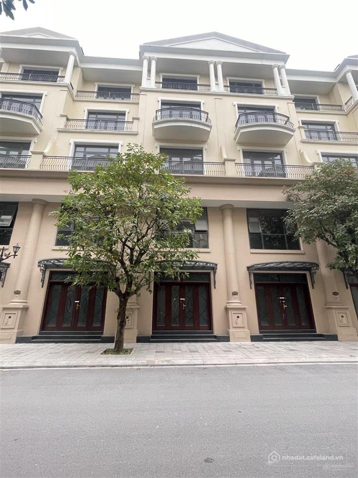 Bán nhà riêng: Vin2 khu chà là. cần bán 63m giá tốt nhất phân khu chỉ 9ty4 bao p