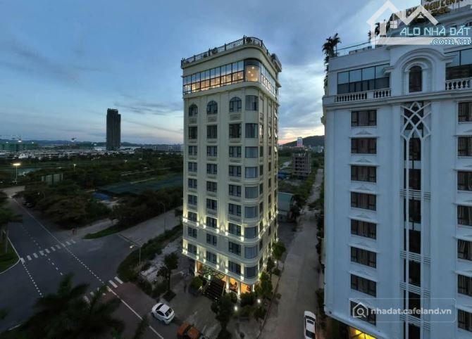 Bán nhà hàng - Khách sạn: KHÁCH SẠN 4 SAO 12 TẦNG THANG MÁY XUÂN THÀNH LUXURY HẠ