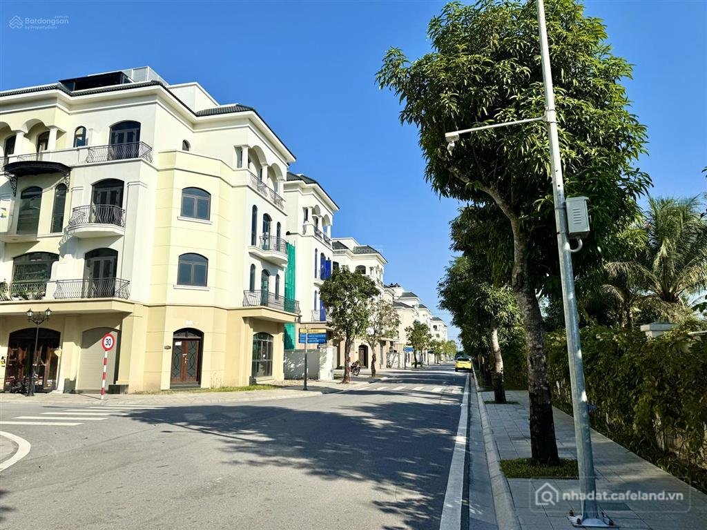 Bán nhà riêng: Siêu phẩm góc 125m2 đối diện 34 toà chung cư tm, phân khu chà là 