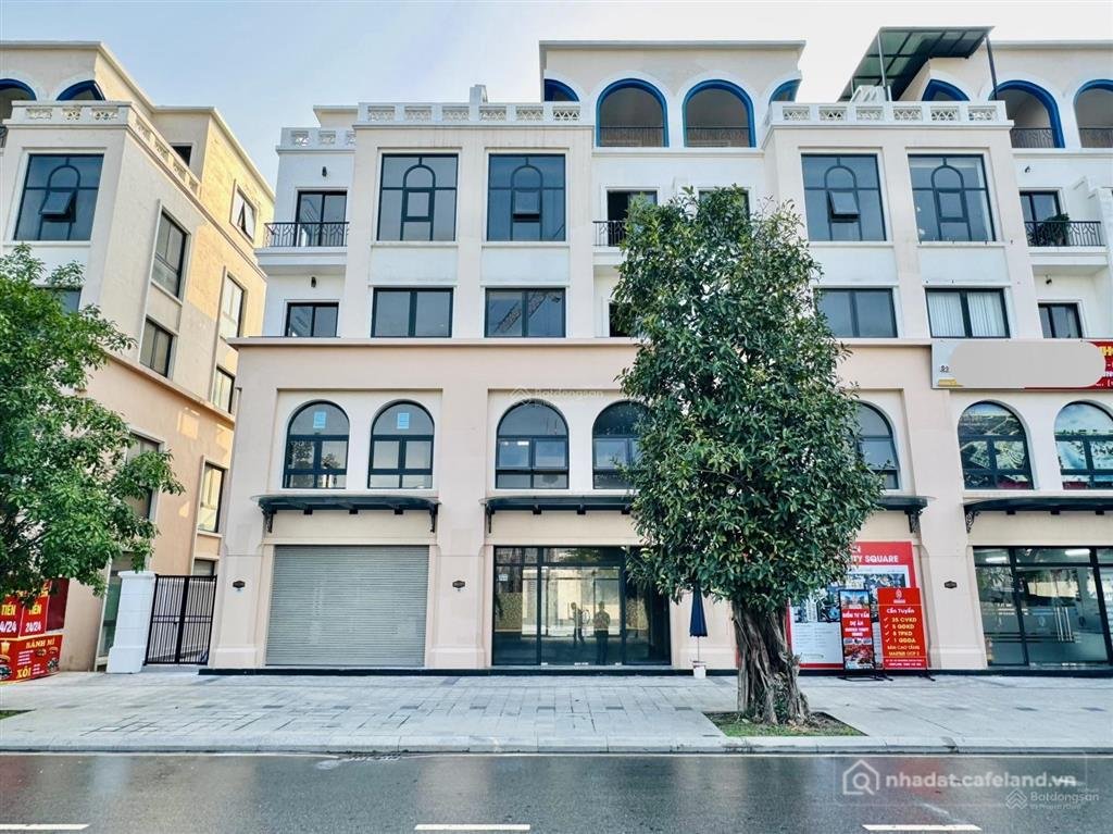 Bán nhà riêng: Bán nhà phố biển xanh the empire vinhomes ocean park 2, 225 triệu