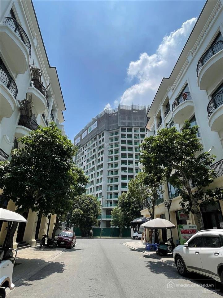 Bán nhà riêng: Vinhomes ocean park 2 em có căn shop sao biển, dt 97m2, xẻ khe, g