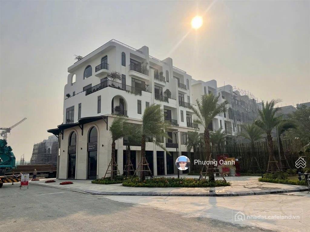 Bán nhà riêng: Chính chủ gửi bán lk xẻ khe 120m², vaquarius văn giang, mt 8m, gi