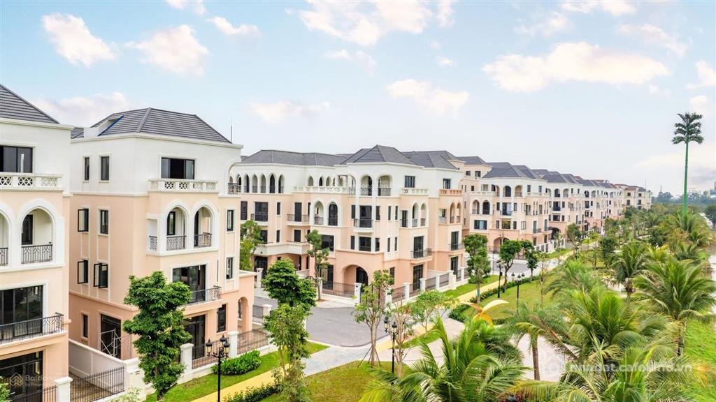 Bán nhà riêng: Chính chủ cần bán liền kề 65 m2 phân khu hải âu chỉ với nhỉnh 9 t