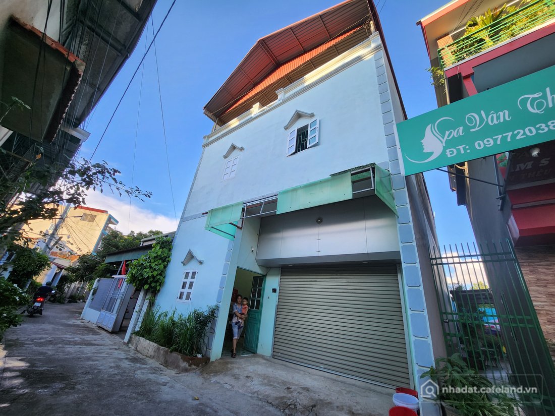 Bán đất thổ cư: Nhà đất đối diện Hoa Ba dãy 2. Nhà 2 tầng khung cột chắc chắn 7x