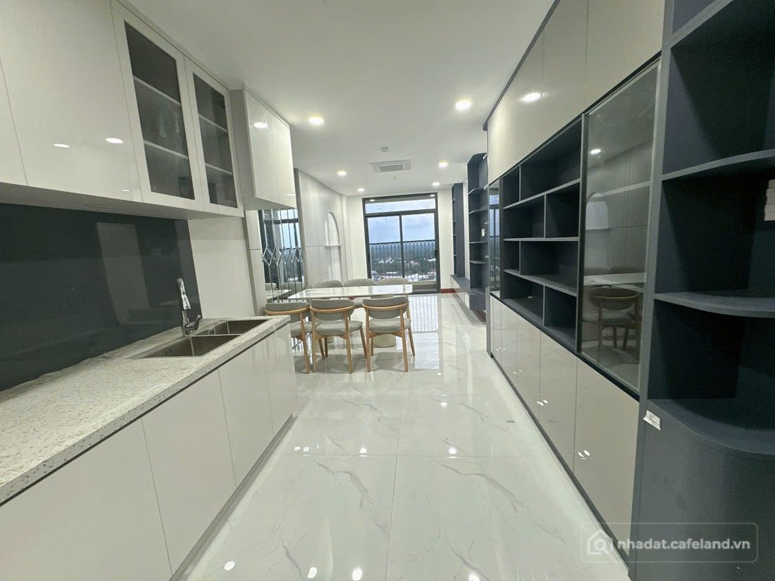 Cho thuê căn hộ chung cư: Cho thuê căn hộ VIP chung cư FANCY TOWER HƯNG PHÚ