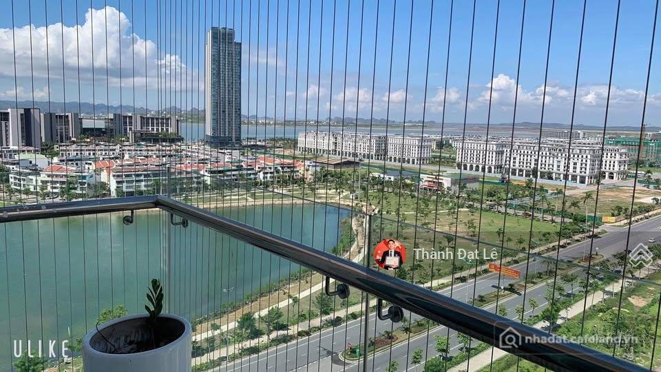 Bán căn hộ chung cư: Do chuyển định cư không sử dụng nên cần bán căn hộ 3pn 96m2