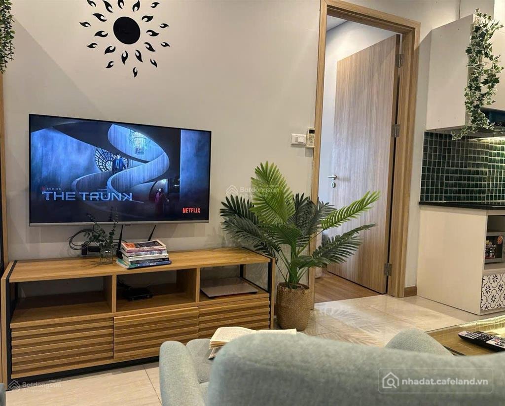 Bán căn hộ chung cư: Chính chủ cần bán căn hộ 1 pn 2 ban công 50 m2 mã hiếm tại 