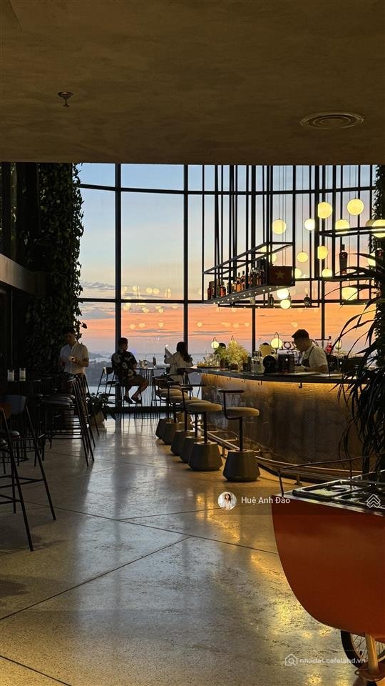 Bán căn hộ chung cư: Bán căn studio đông nam, mã chính diện biển, bao nhận nhà +