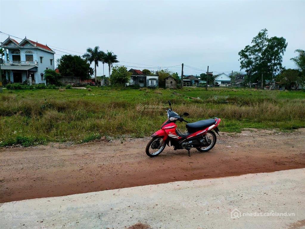 Bán đất thổ cư: Bán đất diện tích hơn 600m2, địa chỉ thôn hải tiến 6, xã hải nin