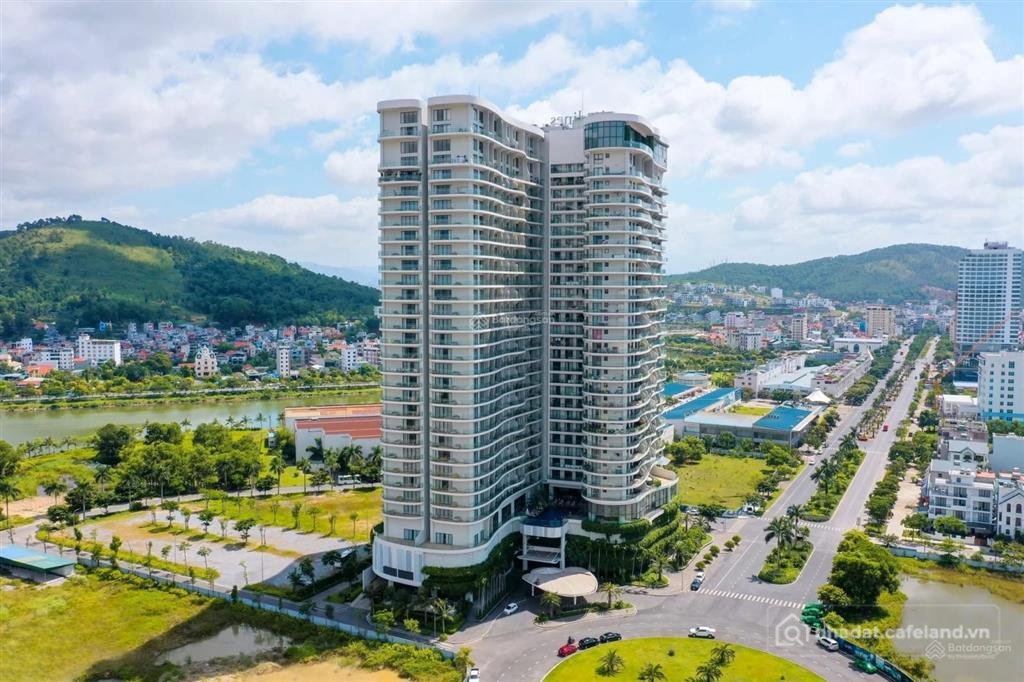 Bán căn hộ chung cư: Độc nhất 1 ngủ từ "e. dũng hl" s = 66m2 ban công đông nam g