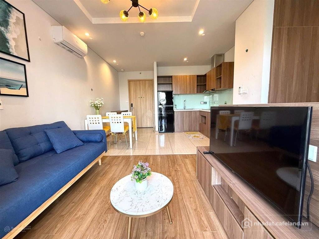 Bán căn hộ chung cư: Chính chủ cần tiền bán ngay căn studio tầng cao, full nội t