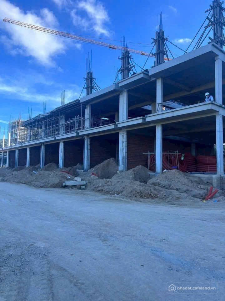 Bán nhà riêng:  NHÀ PHỐ SOLRISE NHƠN PHÚ – TRUNG TÂM QUY NHƠN BẮC 