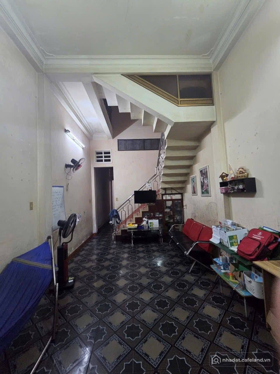 Bán căn hộ chung cư: BÁN NHÀ MẶT TIỀN TRẦN HƯNG ĐẠO – VỊ TRÍ KIM CƯƠNG GIỮA TRUN