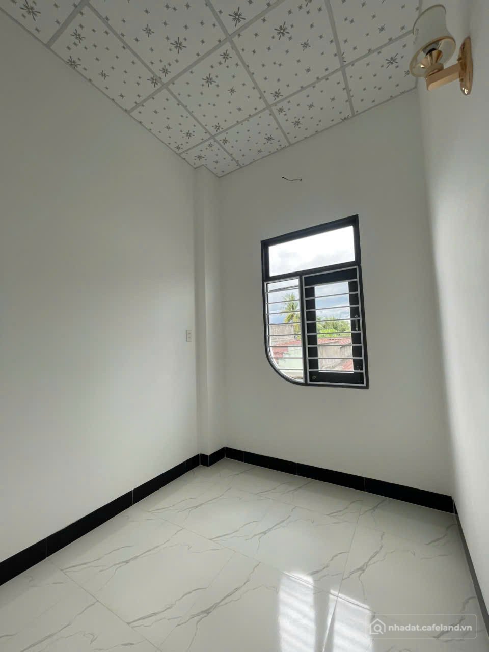 Bán nhà riêng: cần bán nhà hẻm 53 Âu Cơ phường Bùi Thị Xuân, thành phố Quy Nhơn,