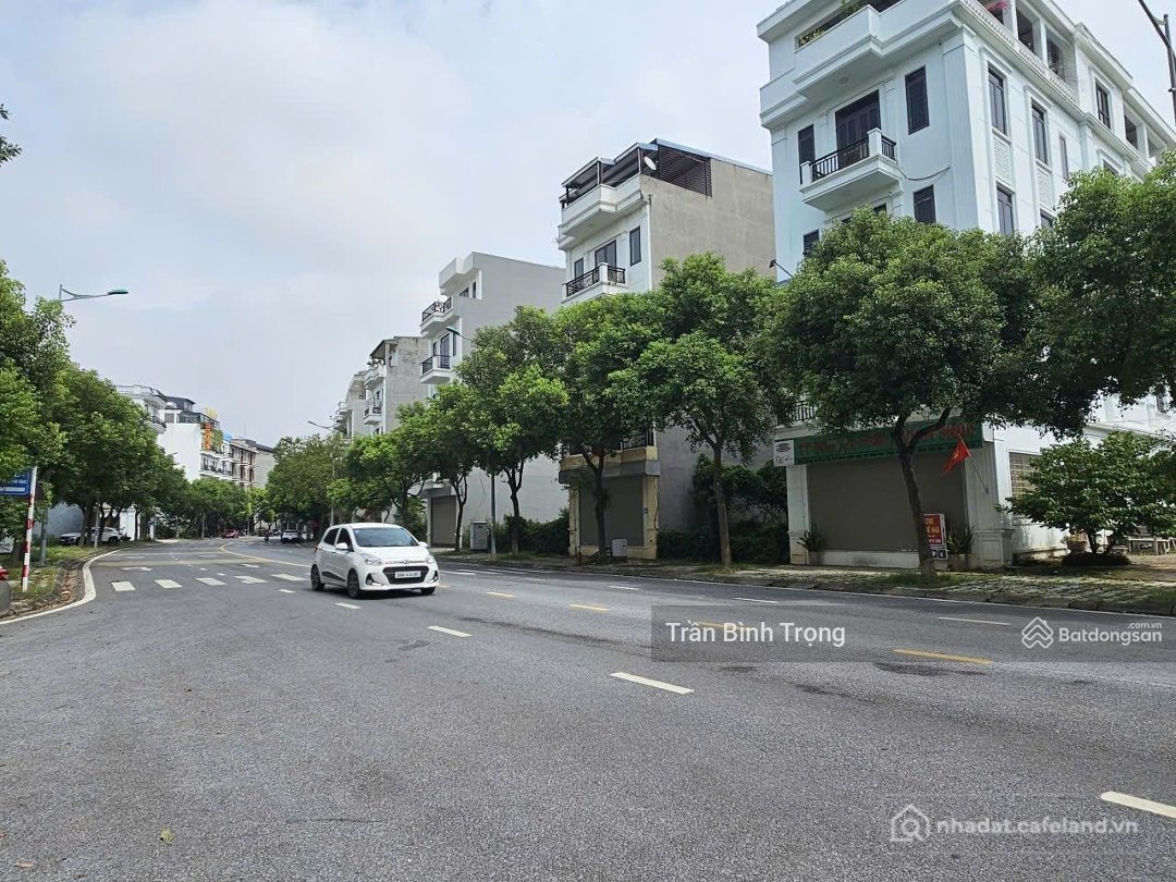 Bán đất thổ cư: Bán 124m2 X 6m2 Mặt Tiền đất Nhà Phố Tại Khu đô Thị Nam đầm Vạc,