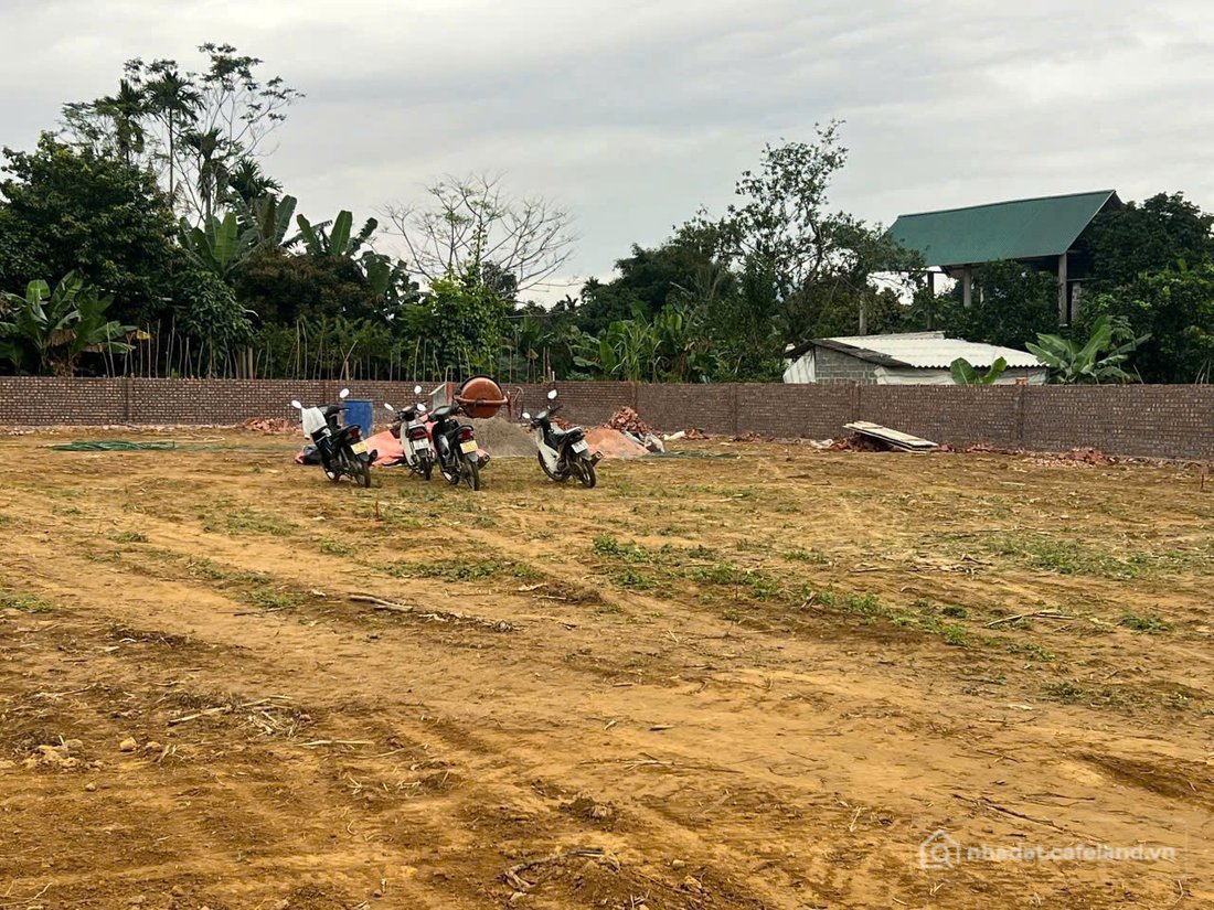 Bán đất thổ cư: Bán đất full thổ cư Vĩnh Tiến – Kim Bôi 283m², gần đường Hòa Lạc