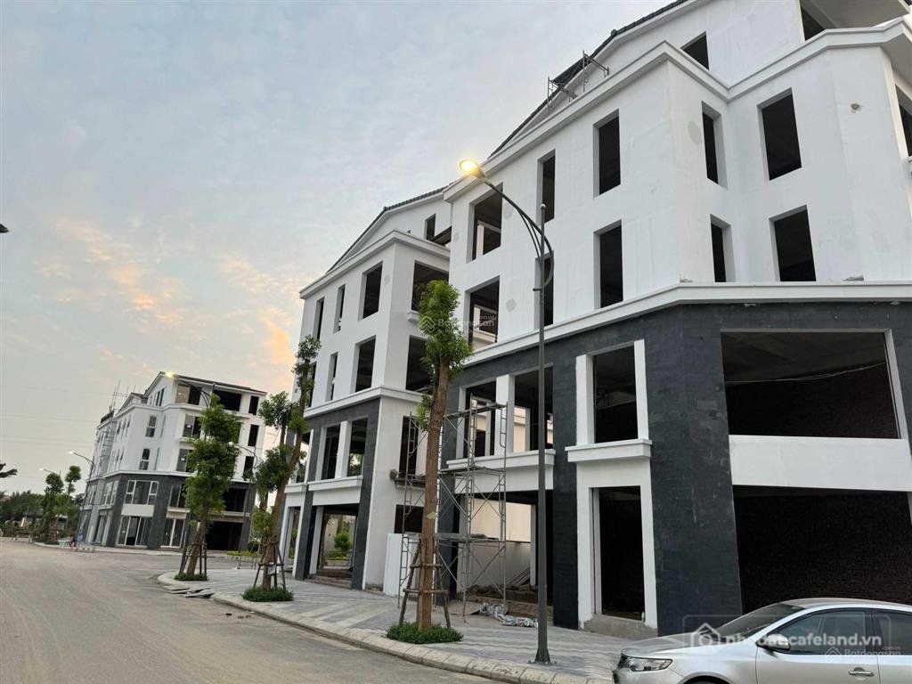 Bán nhà riêng: Hơn 7 tỷ sở hữu shophouse vị trí đẹp nhất palm manor việt trì chí