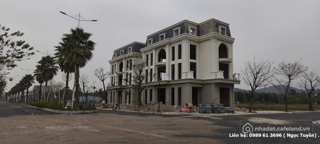 Bán đất thổ cư: Bán lô đất liền kề Spring Town - Hòa Sơn đã có sổ đỏ