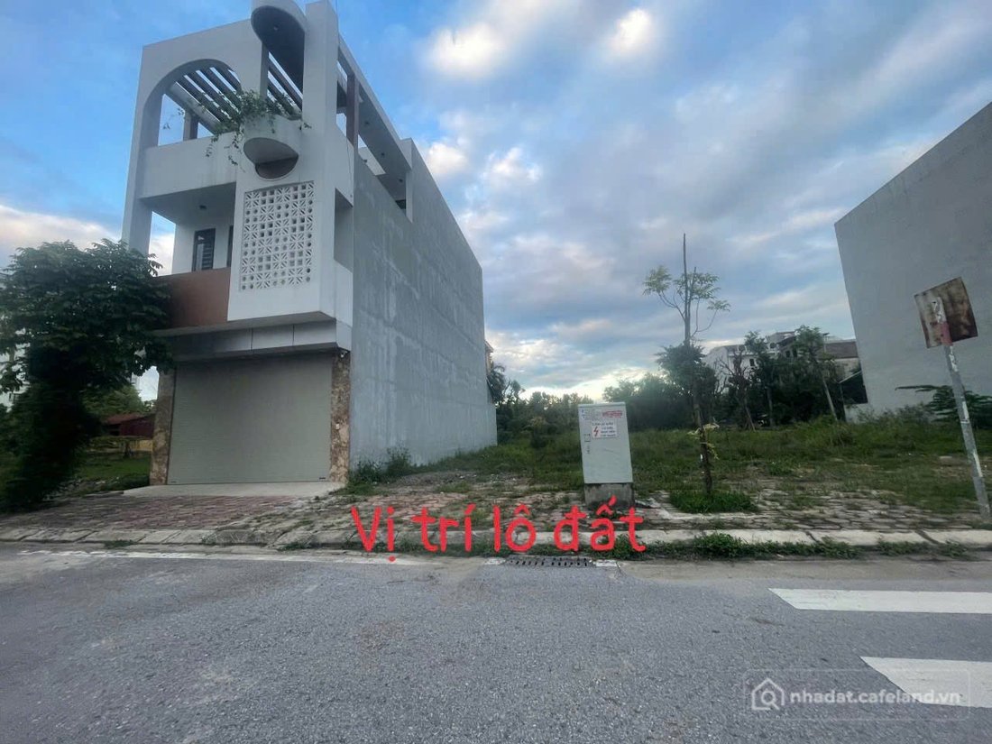 Bán đất thổ cư: Chính chủ bán gấp lô liền kề VPIT Plaza KĐT mới Chùa Hà Tiên, Vĩ