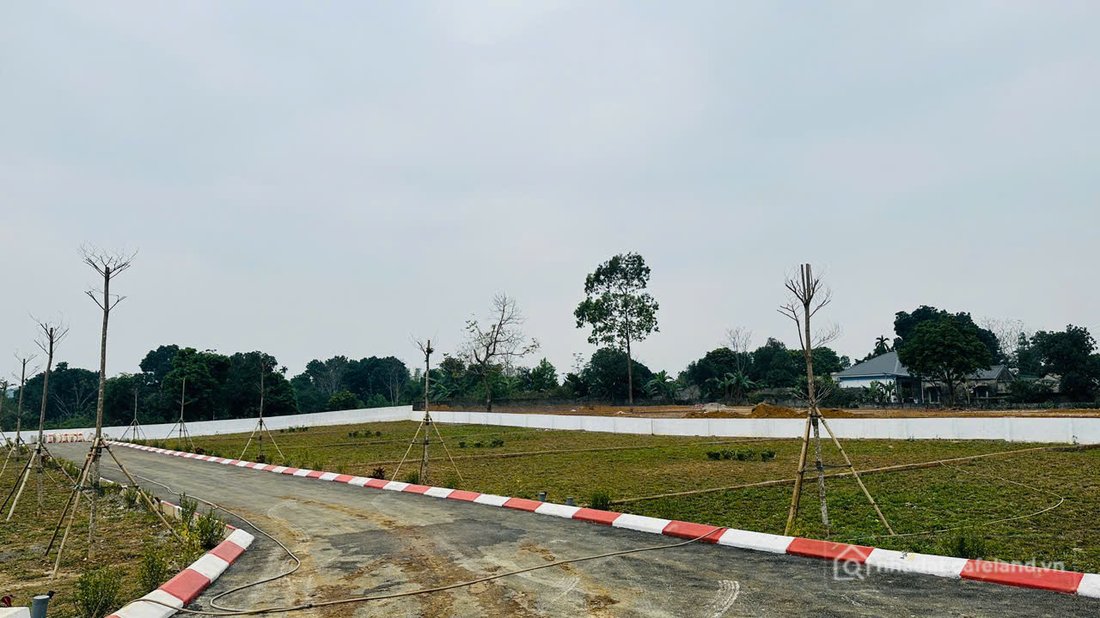 Bán đất thổ cư: LÔ GÓC 590m² – 2 MẶT TIỀN – TRUNG TÂM VÙNG DU LỊCH NGHỈ DƯỠNG Cư