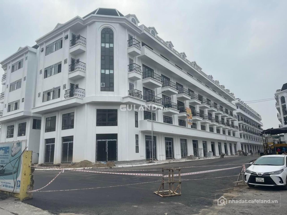 Bán nhà riêng: BÁN CĂN GÓC LIỀN KỀ GOLD CITY CAO XANH,HẠ LONG