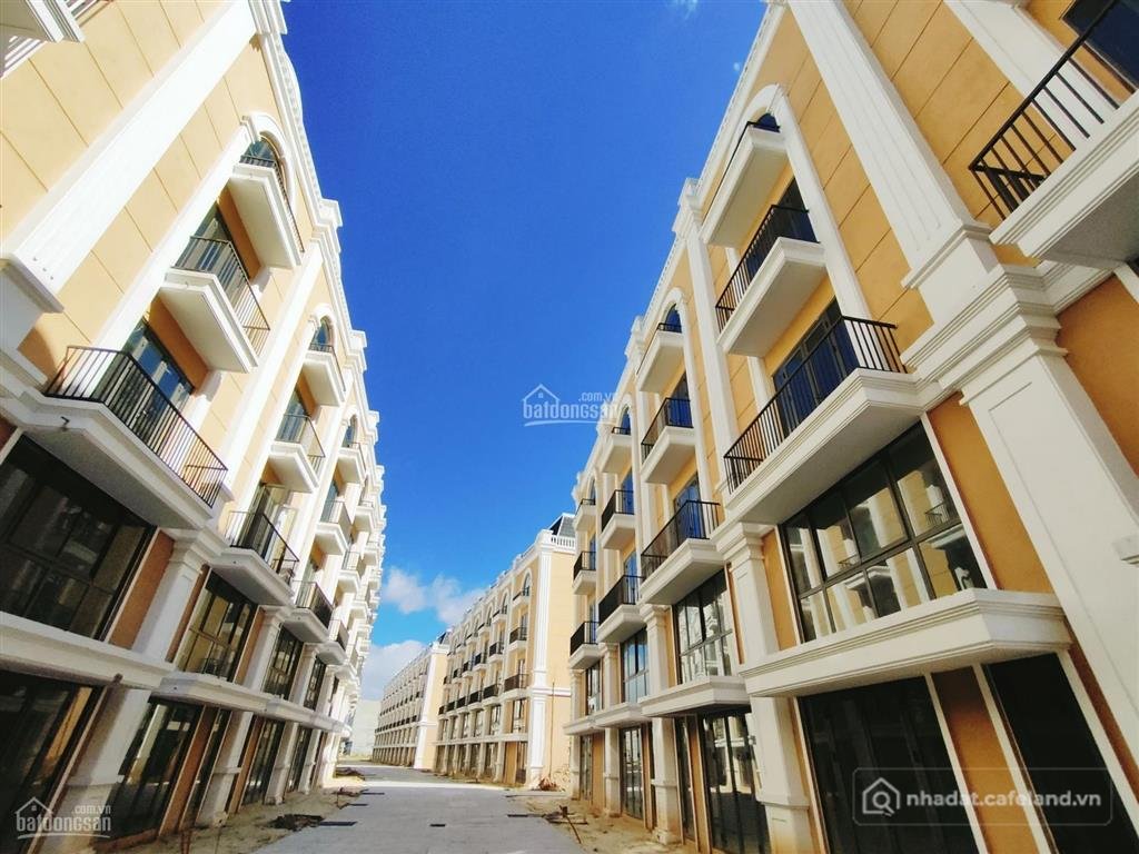 Bán nhà riêng: Chuyển nhượng tuần châu marina 5.5 tầng 108144m2 gần vịnh, giá nh
