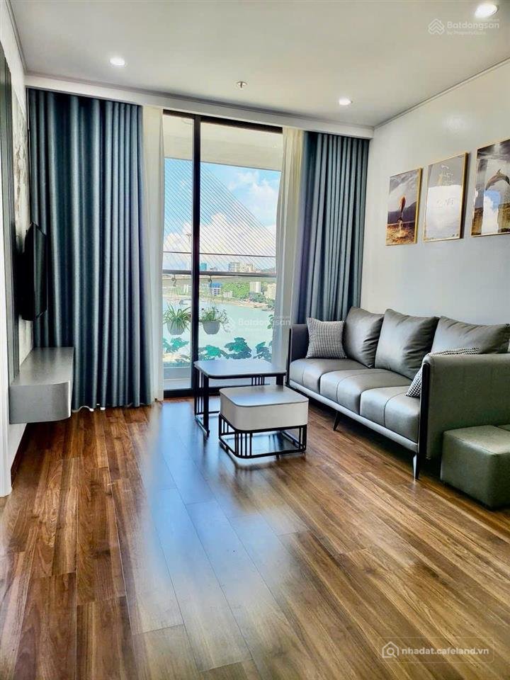 Bán căn hộ chung cư: Bán 2 phòng ngủ căn góc view biển siêu đẹp. tại chung cư gr