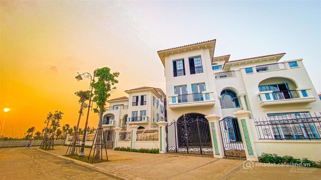 Bán nhà riêng: Duy nhất căn biệt thự đơn lập sun grand city feria, 100 tr/m2 gần