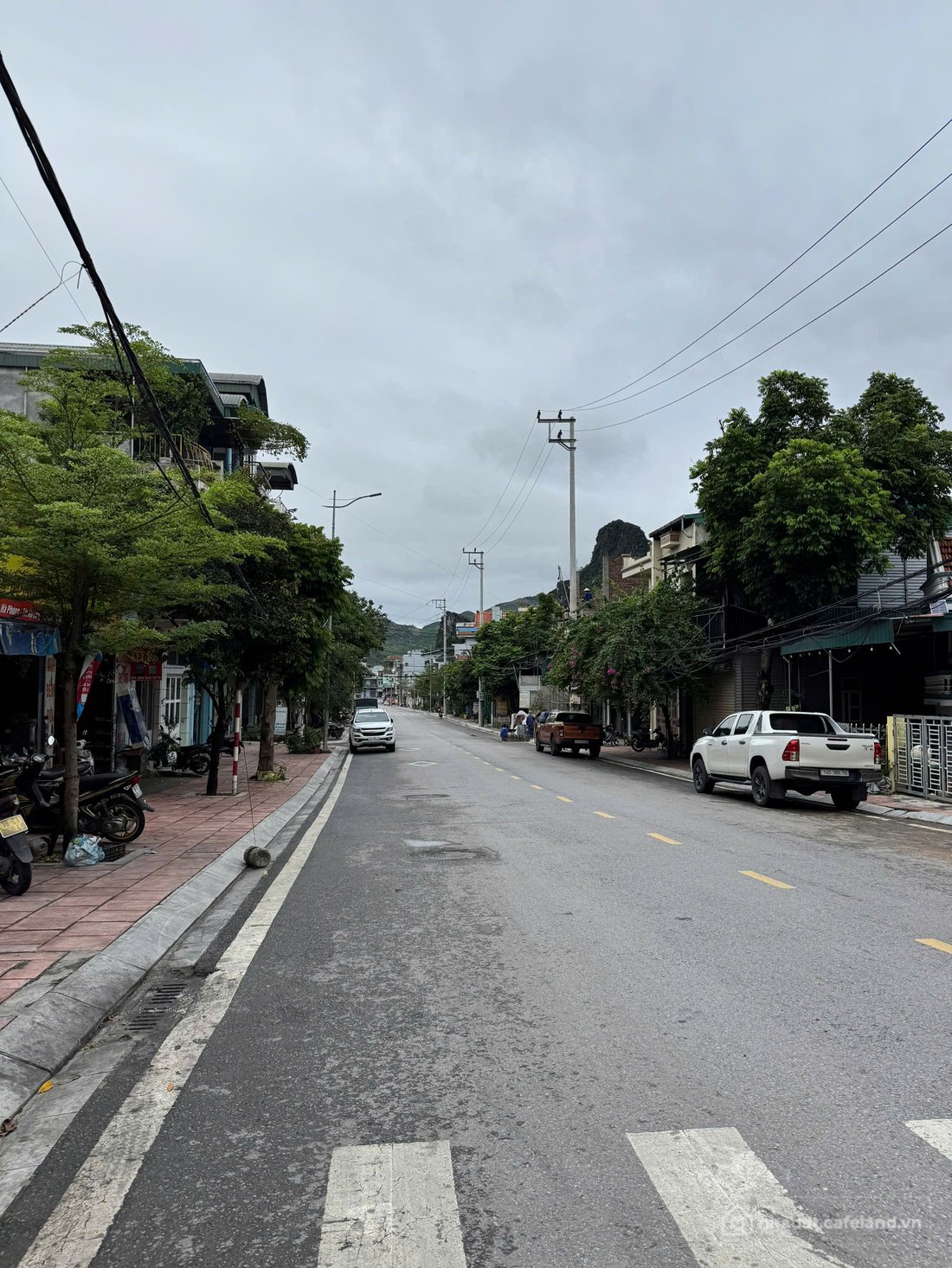 Bán đất thổ cư: Chuyển về quê cần bán lô đất đẹp trục đường ql 18, hà phong (Hà 